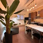 Modern Historic Home - By Openroma