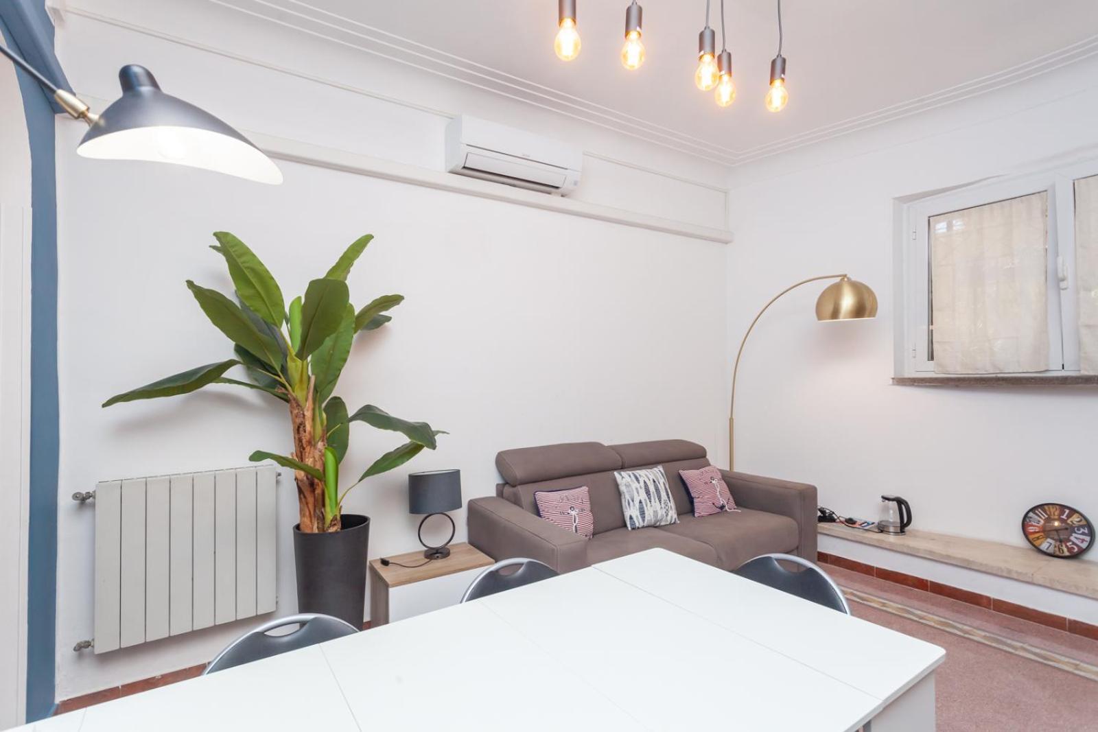 Appartement Modern Historic - By Openroma