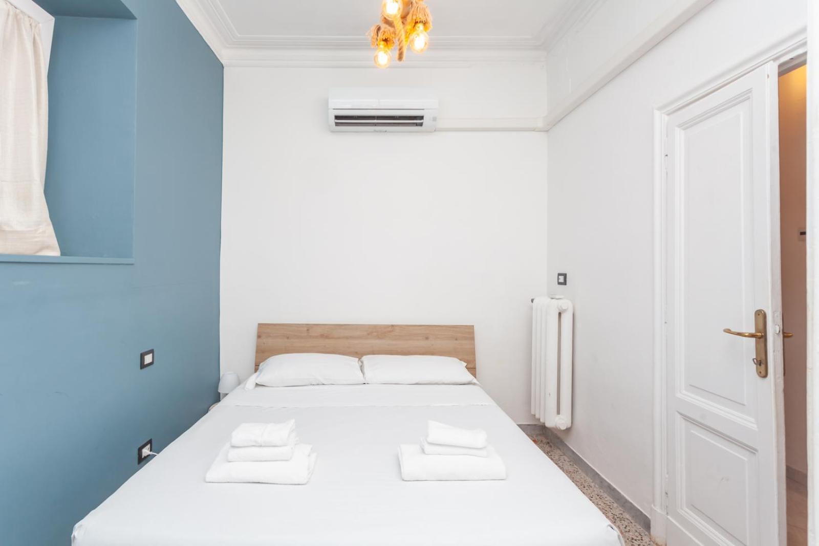 Appartement Modern Historic - By Openroma *