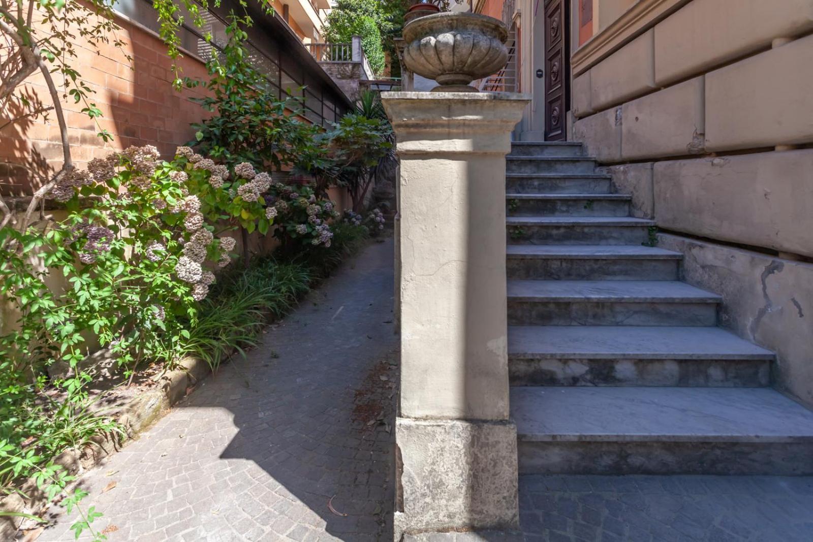 Modern Historic - By Openroma Appartement *